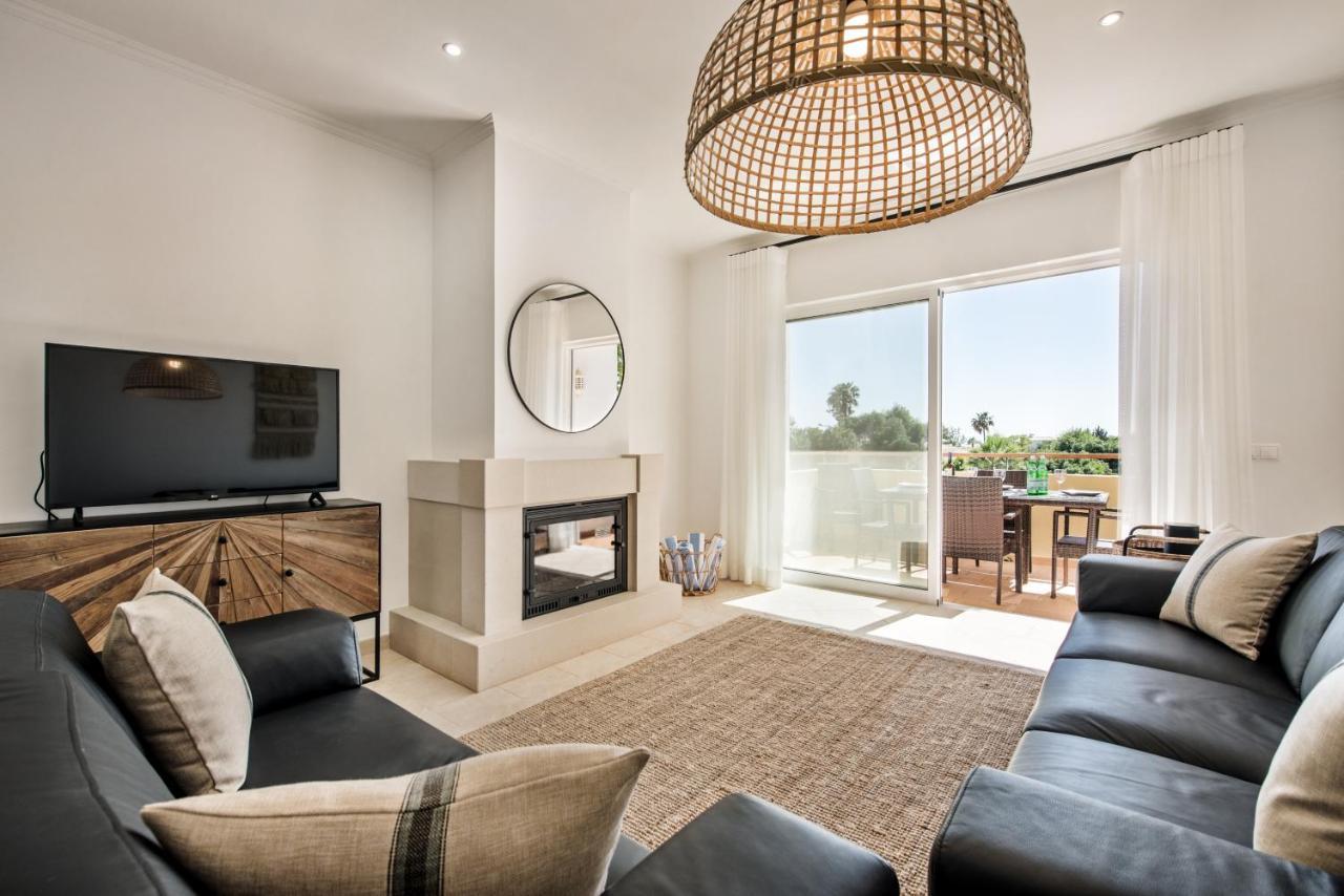 Luxurious First Floor Apartment Sleeps 4 Carvoeiro  Exterior photo