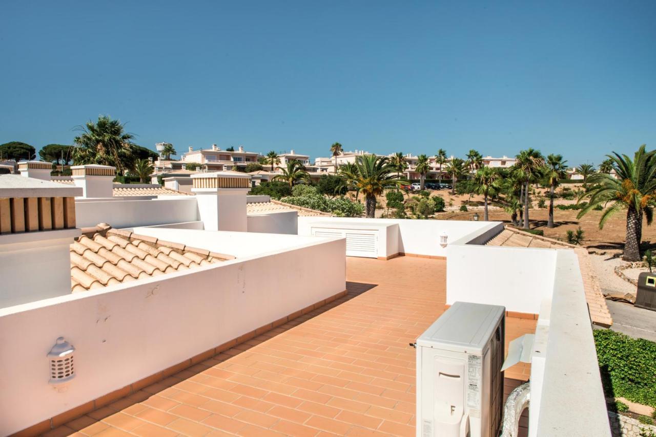 Luxurious First Floor Apartment Sleeps 4 Carvoeiro  Exterior photo