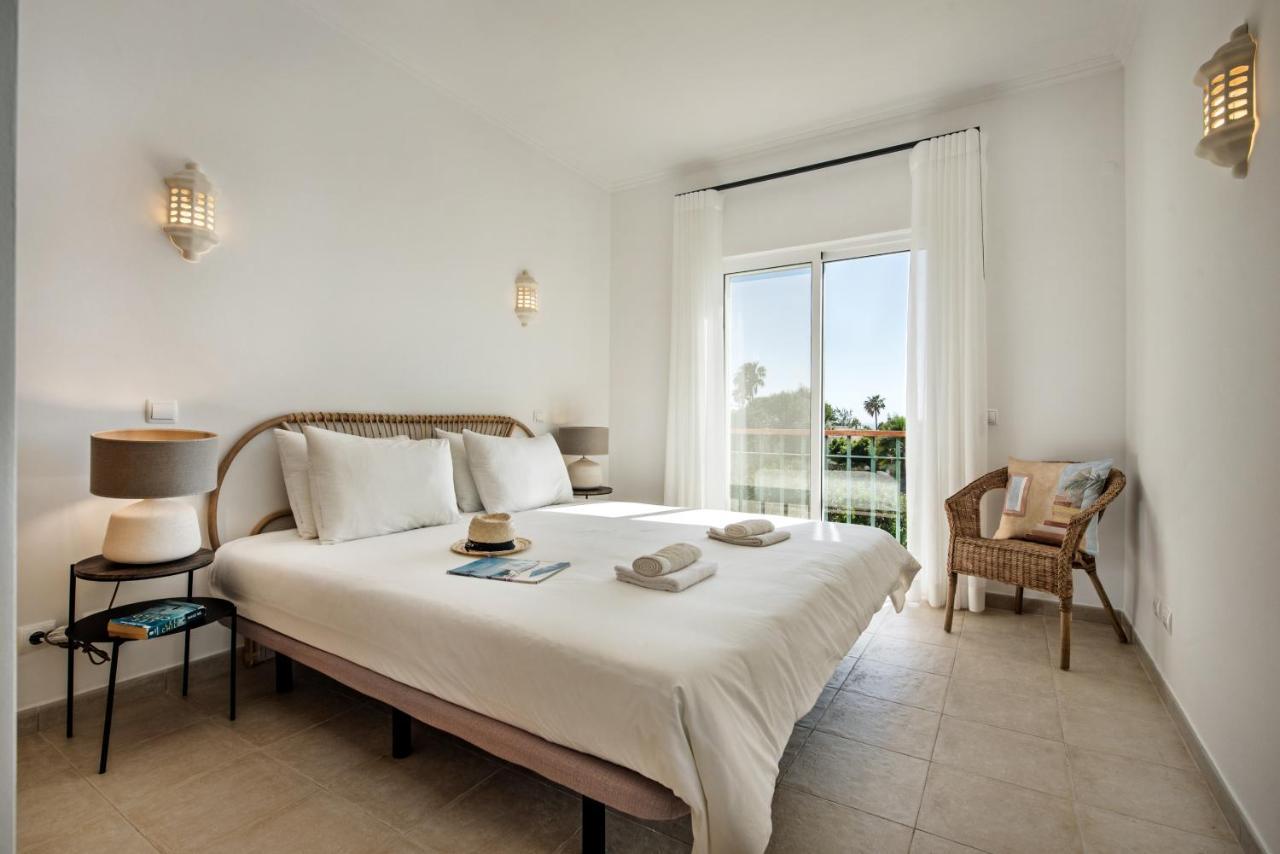 Luxurious First Floor Apartment Sleeps 4 Carvoeiro  Exterior photo