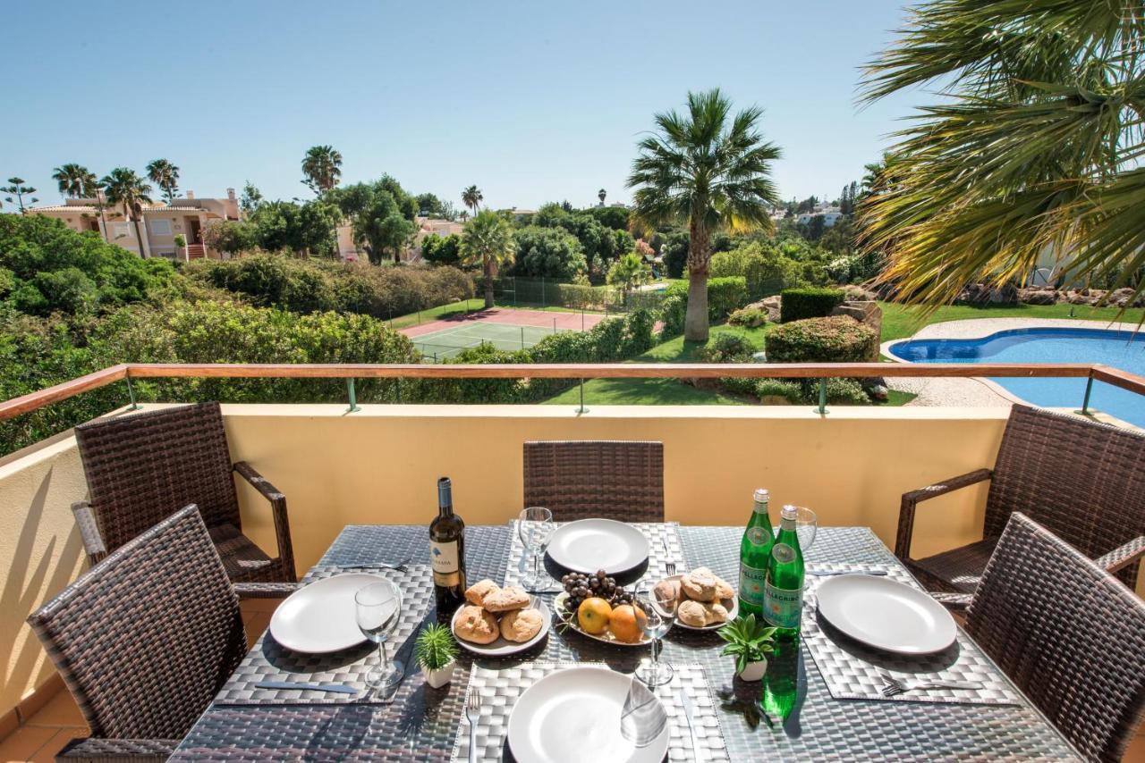Luxurious First Floor Apartment Sleeps 4 Carvoeiro  Exterior photo