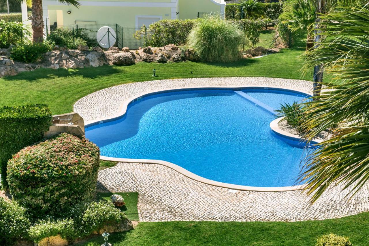 Luxurious First Floor Apartment Sleeps 4 Carvoeiro  Exterior photo